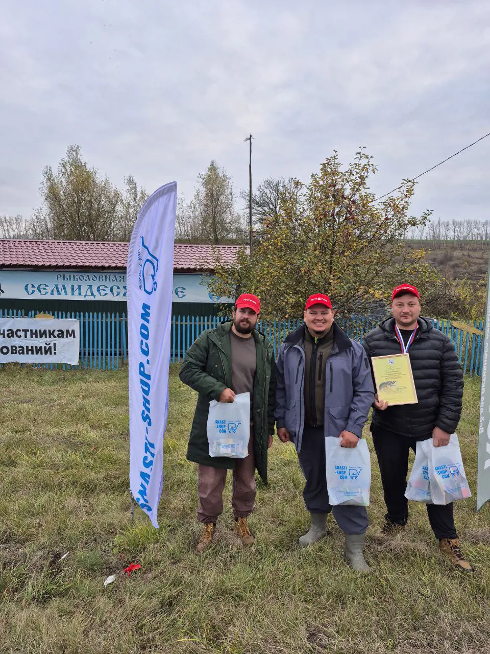 https://s3.moifotki.org/ac36cee6b0fe42989cd34b9d6510bd06.jpg